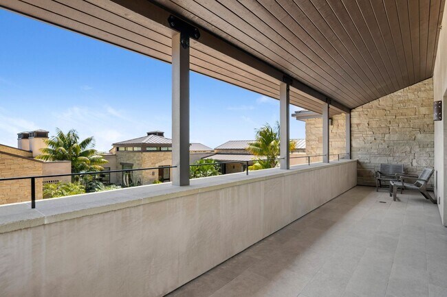 Building Photo - Tuscan Dream Villa in Summerland — Ocean Views, Orchard Serenity, Fully Furnished Retreat