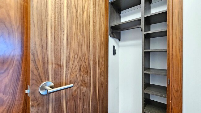 Building Photo - Rarely Available 2BR+Den at ONE Ala Moana | Amazing Views & Resort Amenities