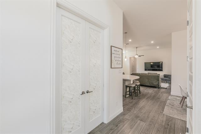 Building Photo - 711 Artesian Dr