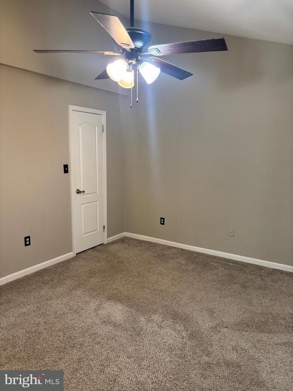 Building Photo - 235 Loring Ct