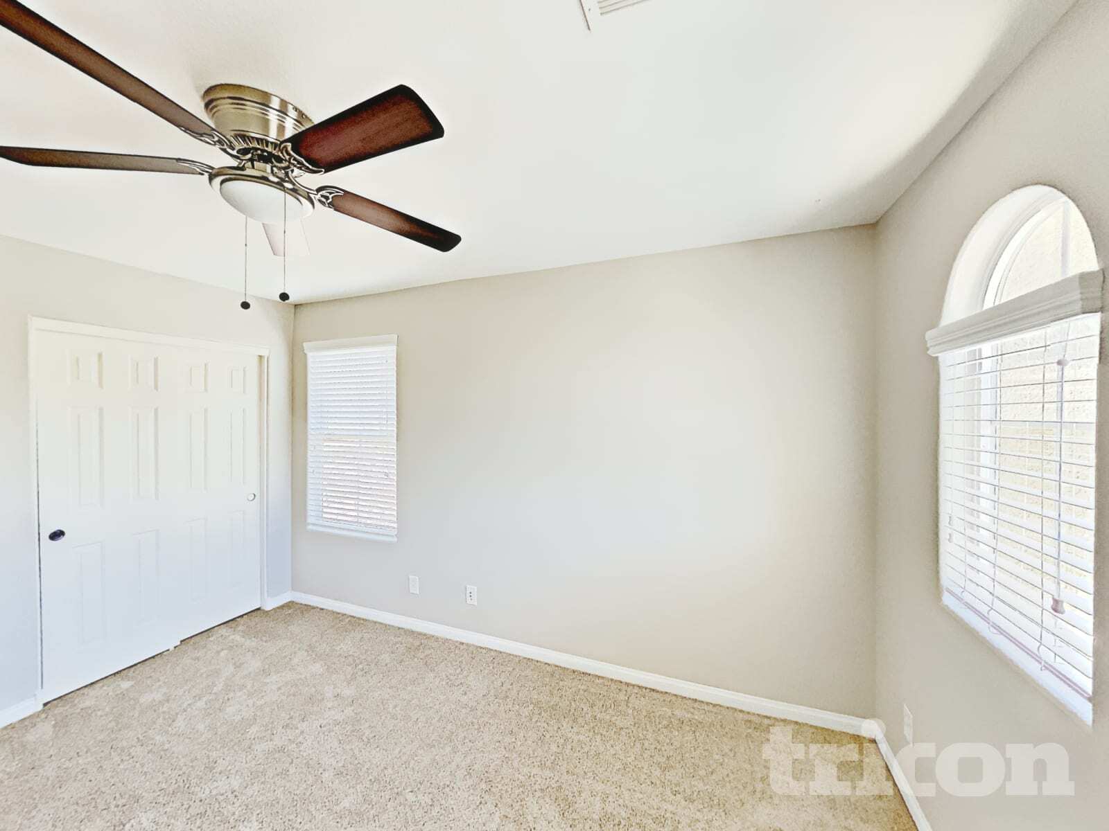 Building Photo - 6586 Mercutio Ct