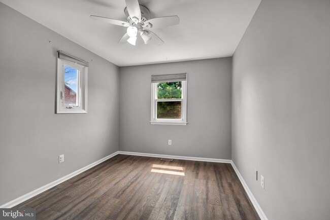 Building Photo - 20 Gatehouse Ln