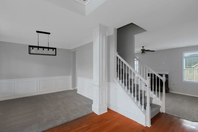 Building Photo - Beautiful large 4-bedroom home