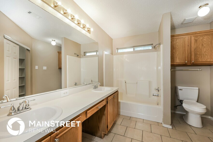 Building Photo - 521 Redbud Dr