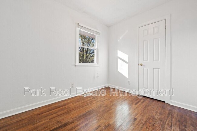 Building Photo - 2907 Beechwood Dr