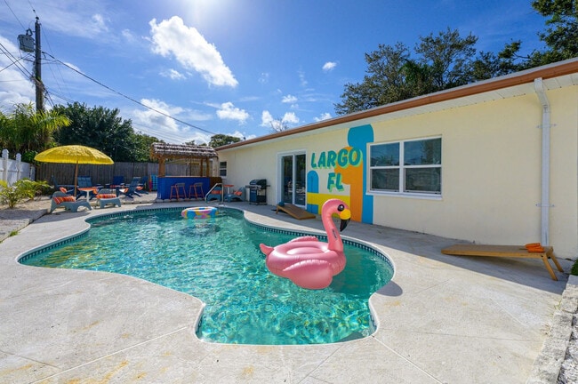 Building Photo - 507 Shore Dr