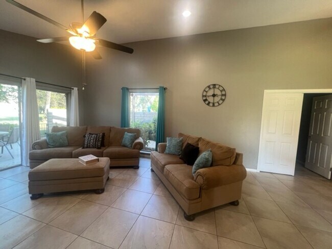 Building Photo - 3 Bed / 2 Bath House at INDIAN PALMS CC** ...