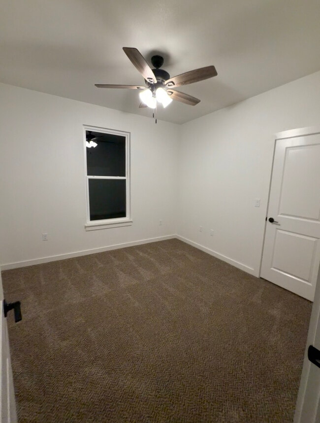 Building Photo - 301 Primrose Pt