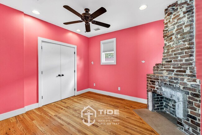 Building Photo - 40 Poinsett St