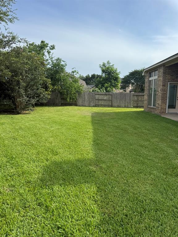 Building Photo - 5551 Linden Rose Ln