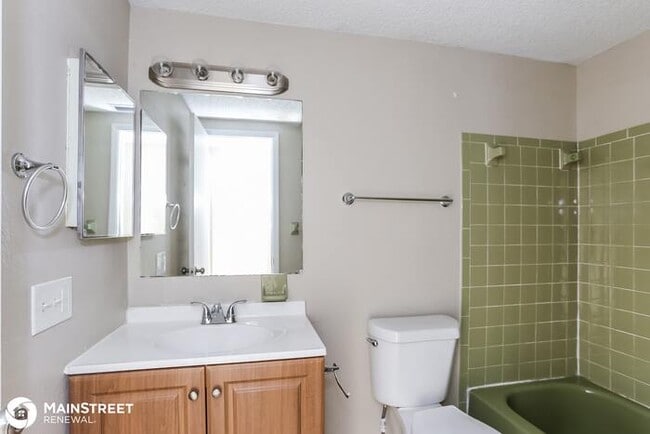 Building Photo - 9421 Ledgestone Ln