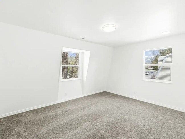 Building Photo - 1630 Ridgemark Dr