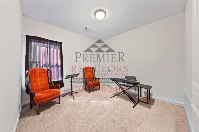 Building Photo - 5116 Magazine Ln