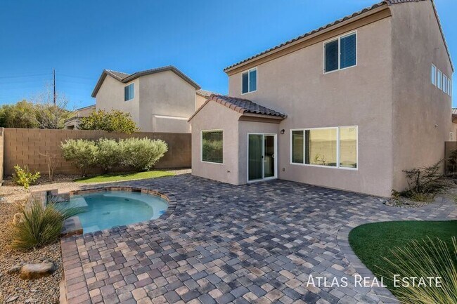 Building Photo - 2692 Niddrie Ave