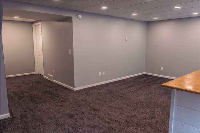 Building Photo - 217 Wycliff Dr
