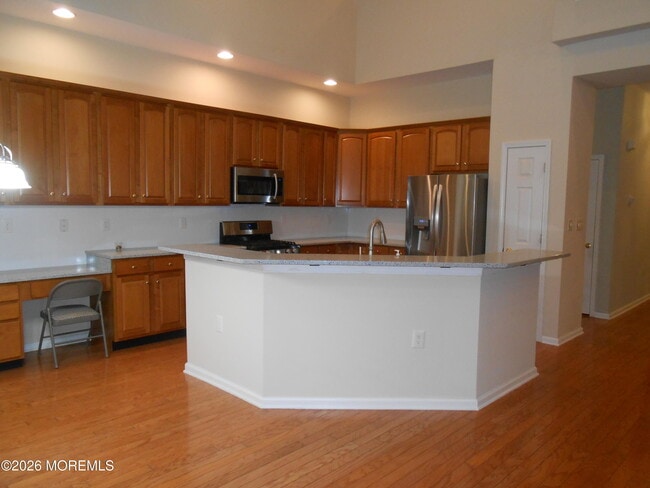 Building Photo - 10 Headwaters Pl