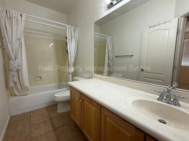 Building Photo - 3038 W Trapanotto Rd