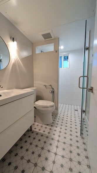 Building Photo - 2019 Chilton Dr