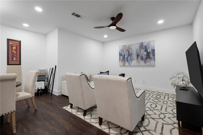 Building Photo - 157 Brush Creek Ct