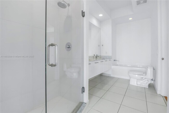 Building Photo - 55 SE 6th St