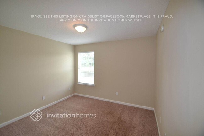 Building Photo - 11121 Apple Blossom Trail W