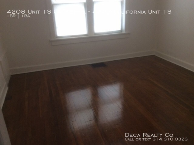 Building Photo - 1 Bedroom Apartment