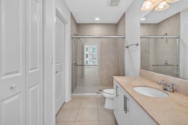 Building Photo - 24th Floor Condo Unit