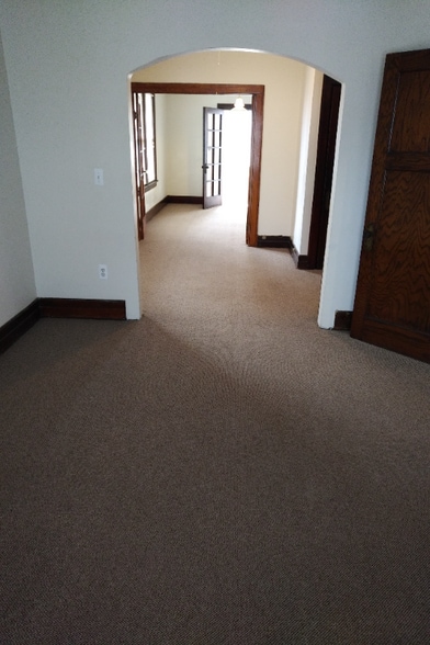 Building Photo - 5357 Burns Ave