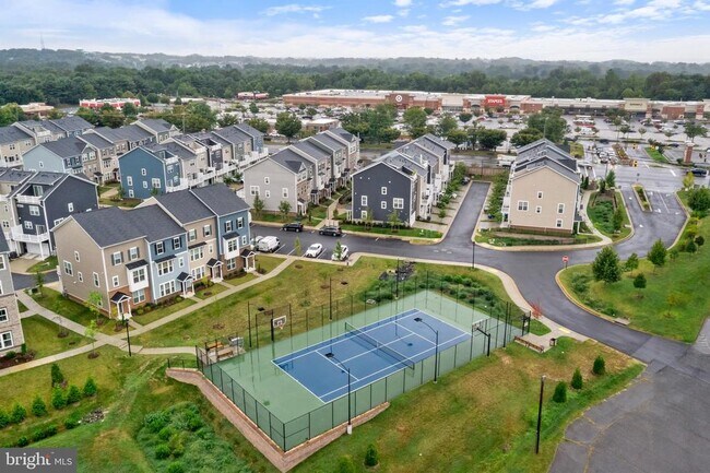 Building Photo - 4615 Crossing Ct