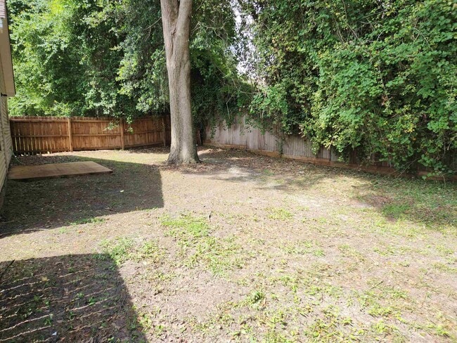 Building Photo - 5572 Pleasant Pines Ct