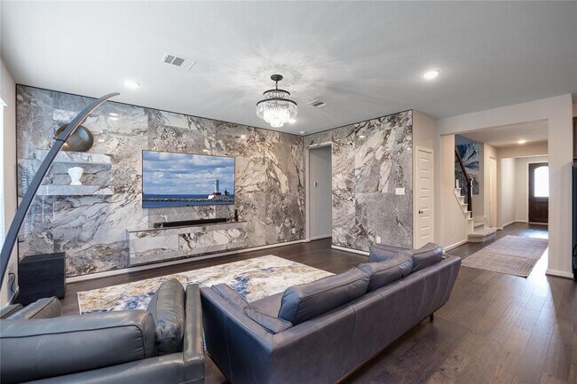 Building Photo - 7702 Kenora Wy