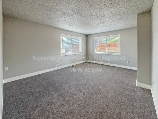 Building Photo - 10331 Utahna Rd