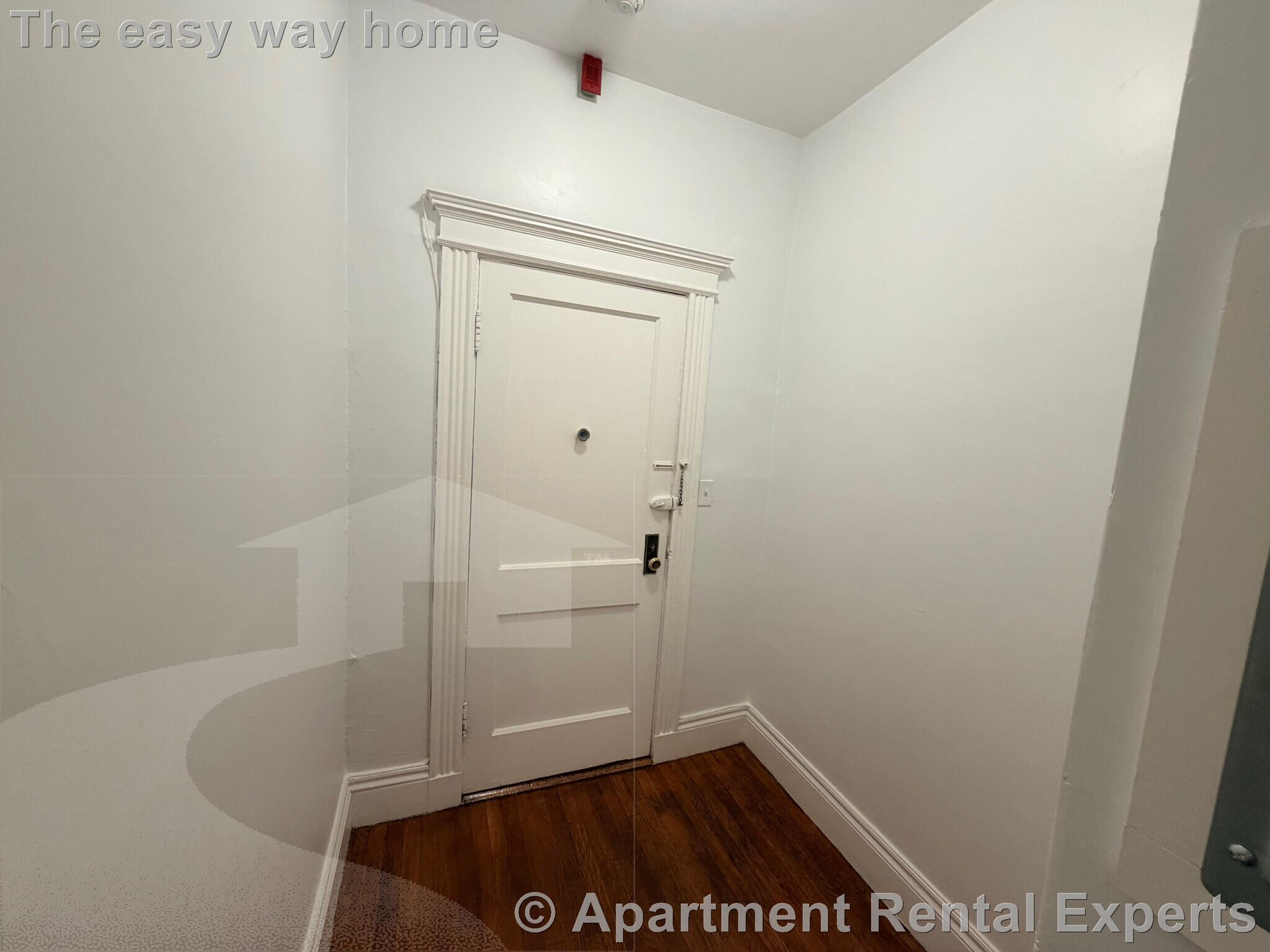 Building Photo - 72 Kirkland St