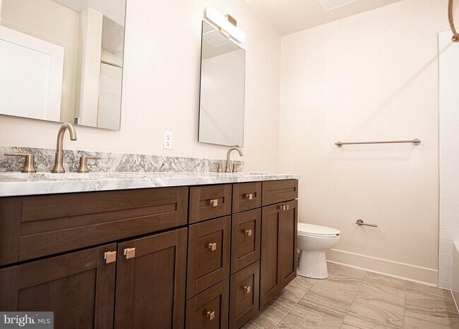 Building Photo - 128 N Bond St