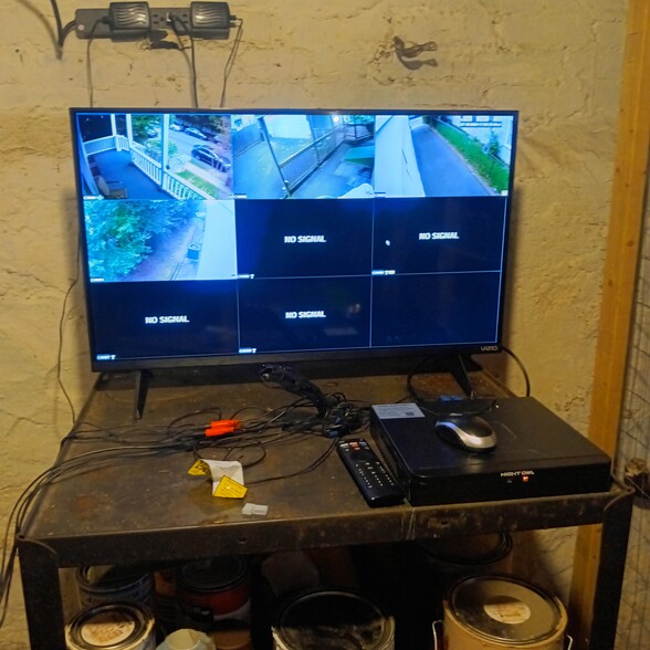 4 Exterior Cameras & DVR - 261 View St