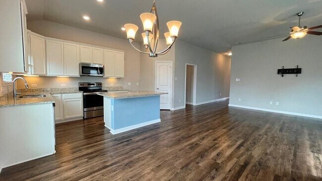 Building Photo - 8113 Northgate Lp