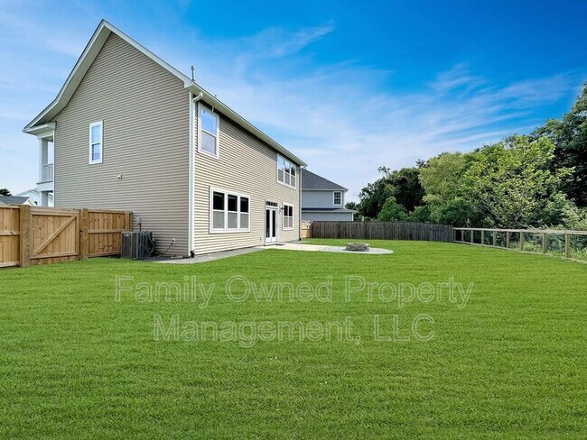 Building Photo - 206 Wathen Dr