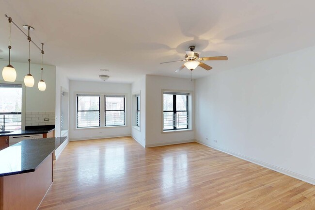 Dining/Living room - 5400-5408 S. Ingleside Avenue