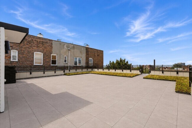 Building Photo - 104 Glenwood Ave