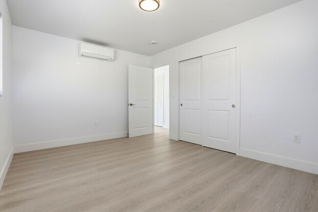 Building Photo - Just Built Two Bedroom Property!