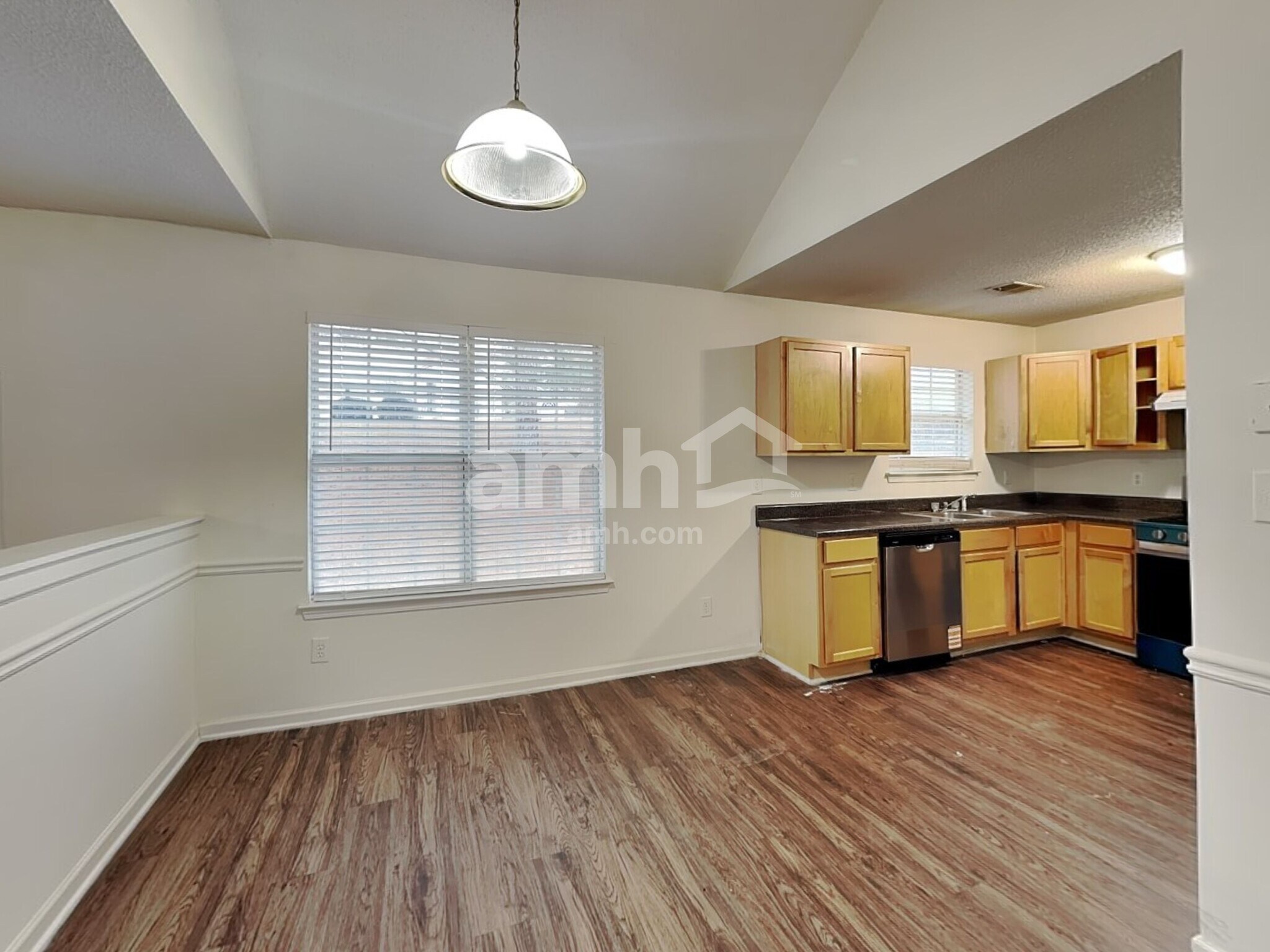 Building Photo - 148 Ventura Trl