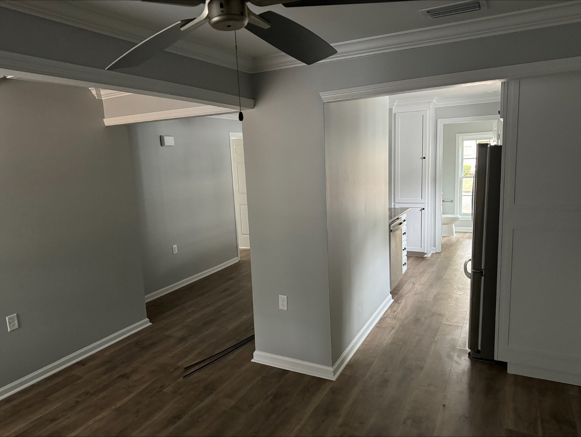Common area view - 209 W Ann St