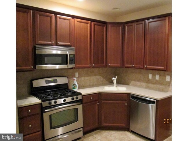 Building Photo - 63 Haddon Ct