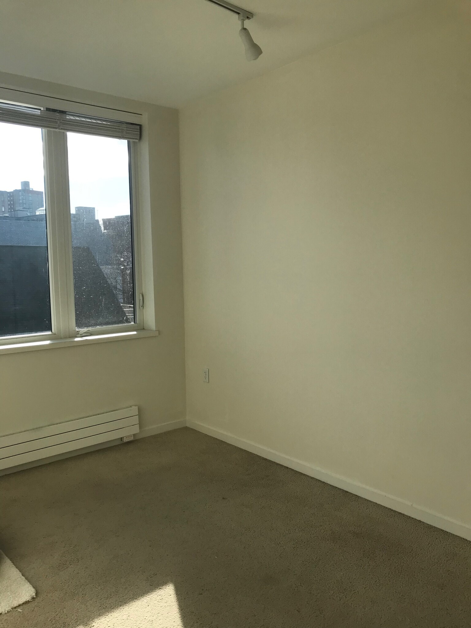 Bedroom - 60 Parris St