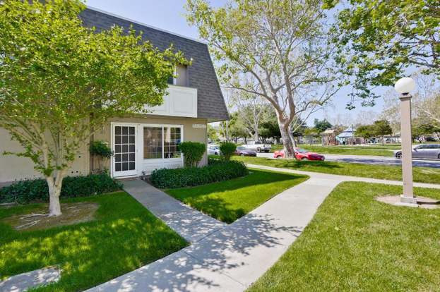 Building Photo - 211 Pecan Grove Ct