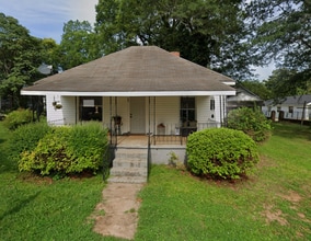 Building Photo - The 2 Bed 1 Bath Dream Home Of Greenville,SC