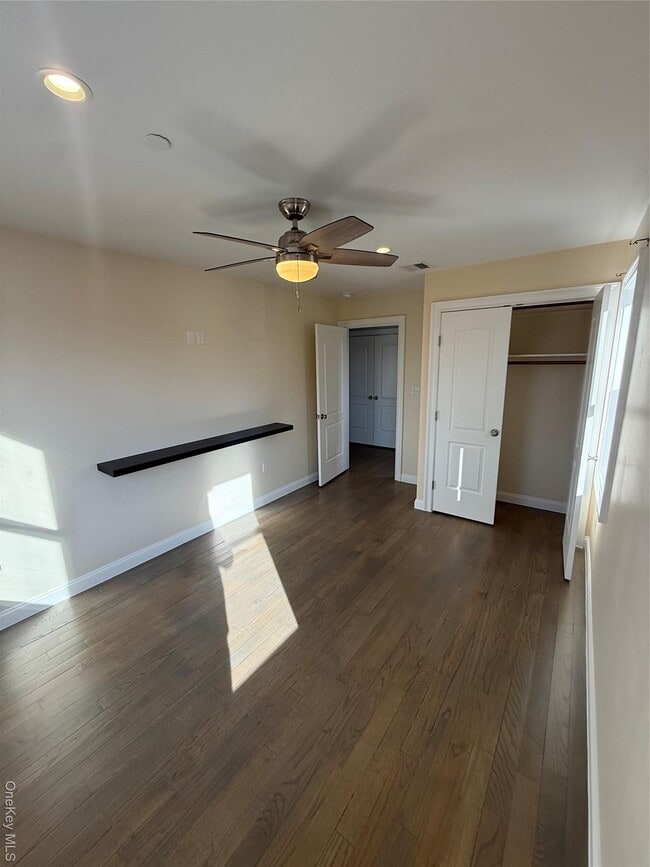 Building Photo - 90 E Hudson St