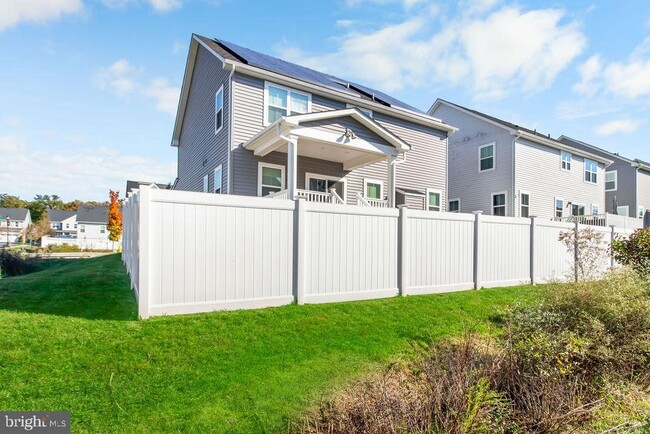 Building Photo - 2305 Wadlow Ln