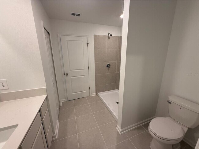 Building Photo - 4378 River Beacon Blvd