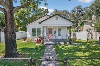 Building Photo - Fully Renovated 3 bedroom St. Pete Home | ...